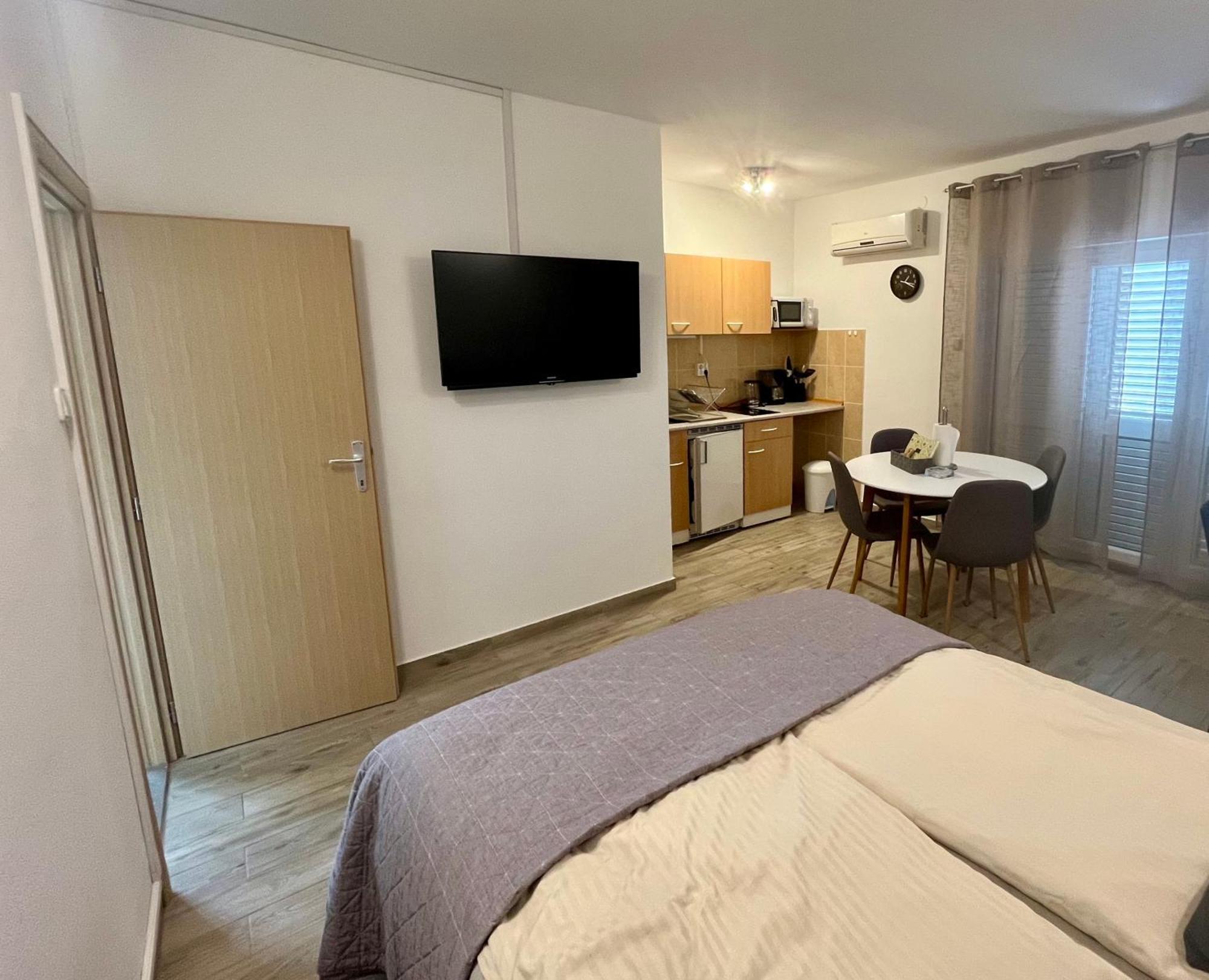 Apartment Solara โวดีเซ ภายนอก รูปภาพ